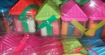 Plastilina casuta mica