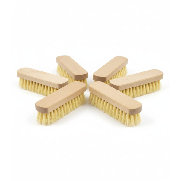 Perie pentru covor din lemn