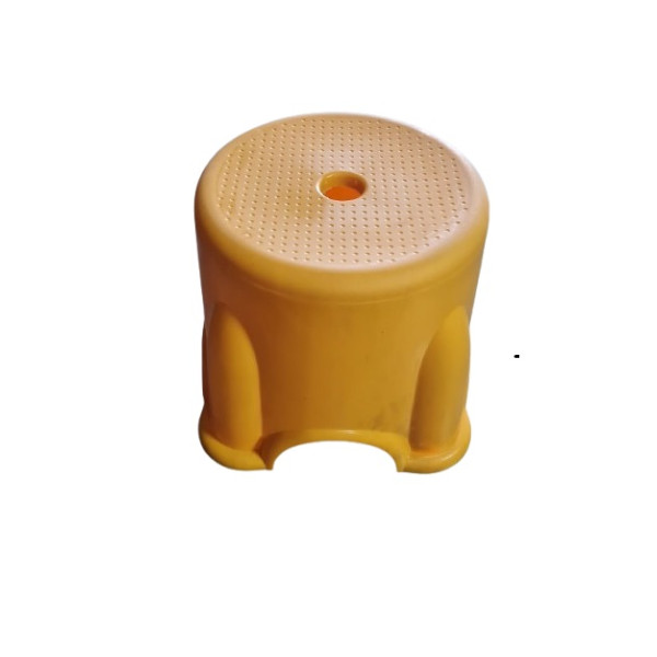 Scaun din plastic