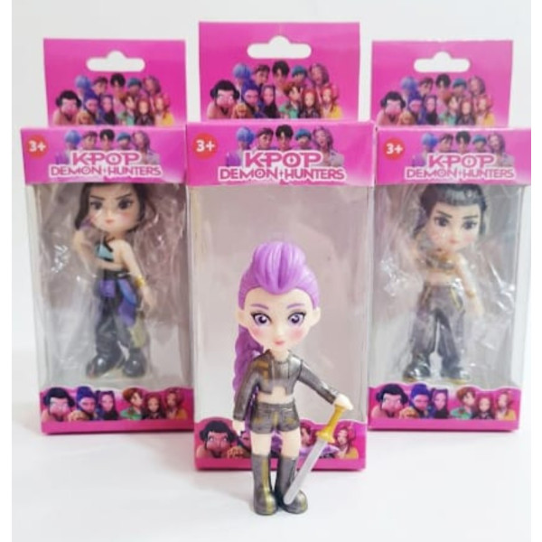 Figurina papusa K-pop