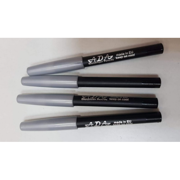 Creion cosmetic negru Ada